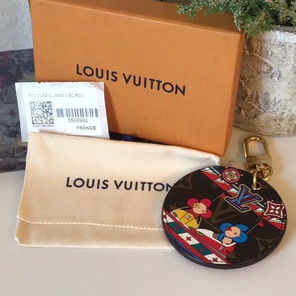 Louis Vuitton Key/Bag Charm - Picture 3 of 6